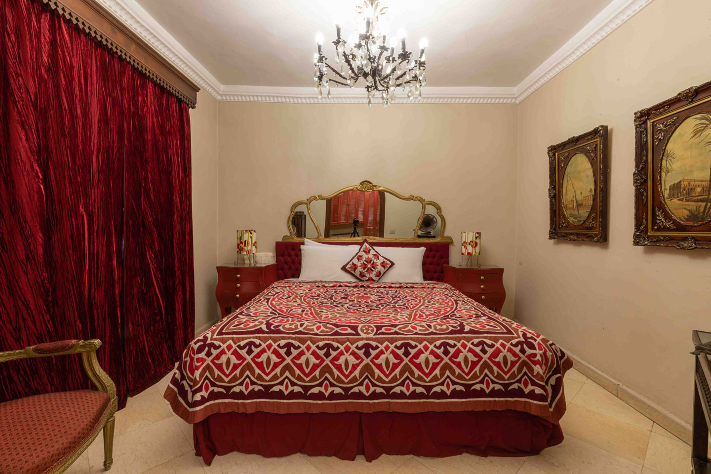 King Farouk Suite