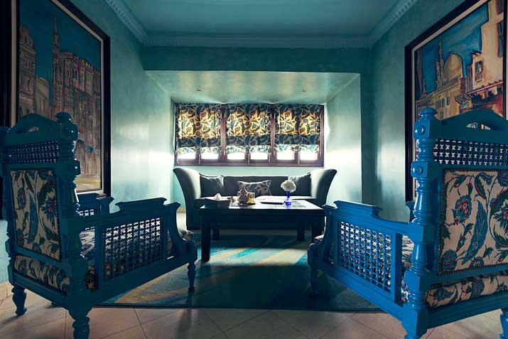 Iznik suite sitting room