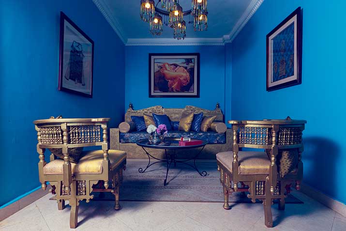 1001 Nights suite sitting room
